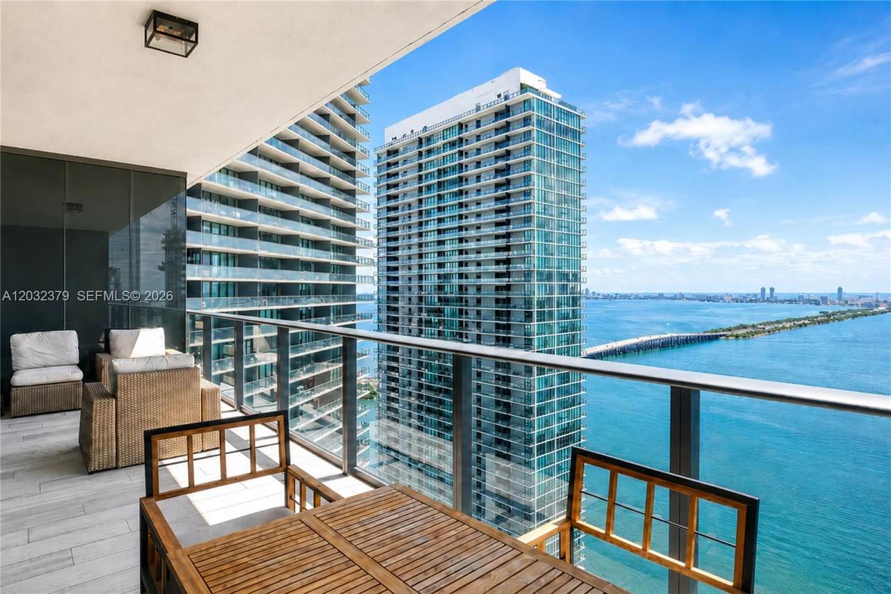 https://bt-photos.global.ssl.fastly.net/miami/1280_boomver_2_A12032379-2.jpg