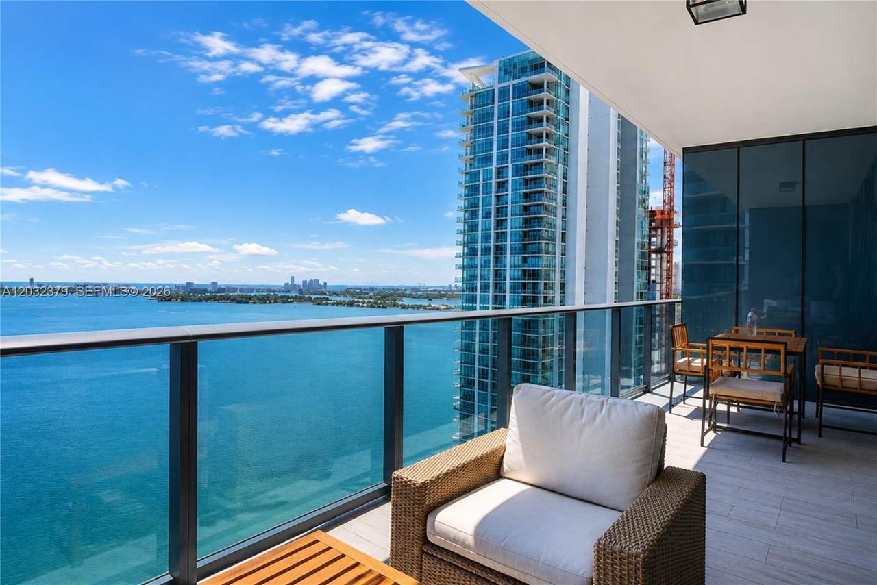 https://bt-photos.global.ssl.fastly.net/miami/1280_boomver_2_A12032379-2.jpg