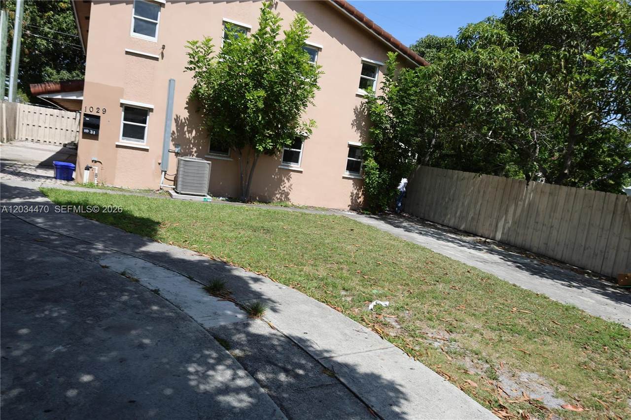 https://bt-photos.global.ssl.fastly.net/miami/1280_boomver_1_A12034470-2.jpg
