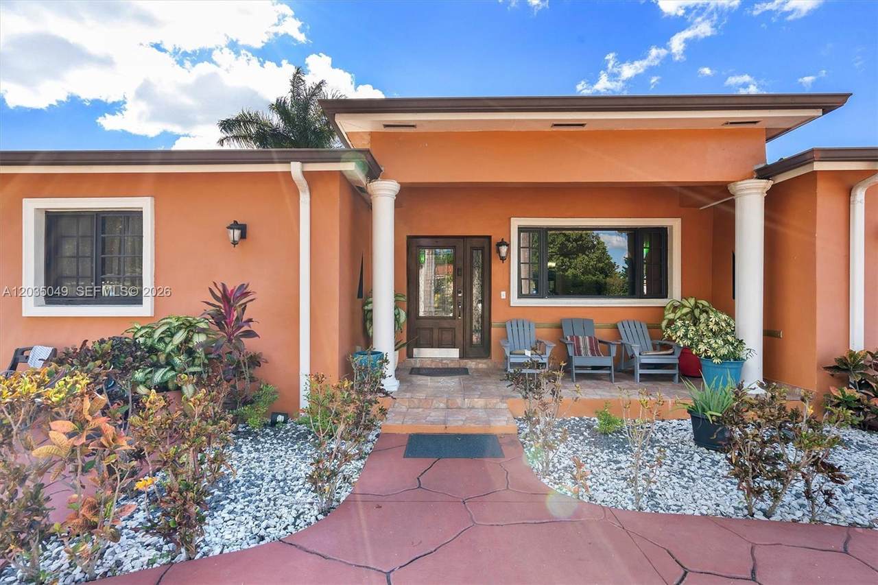 https://bt-photos.global.ssl.fastly.net/miami/1280_boomver_2_A12035049-2.jpg
