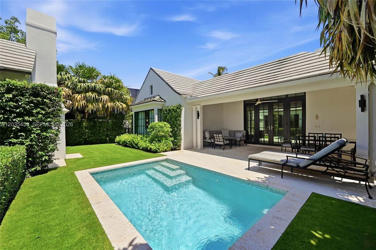 https://bt-photos.global.ssl.fastly.net/miami/1280_boomver_2_A12035453-2.jpg