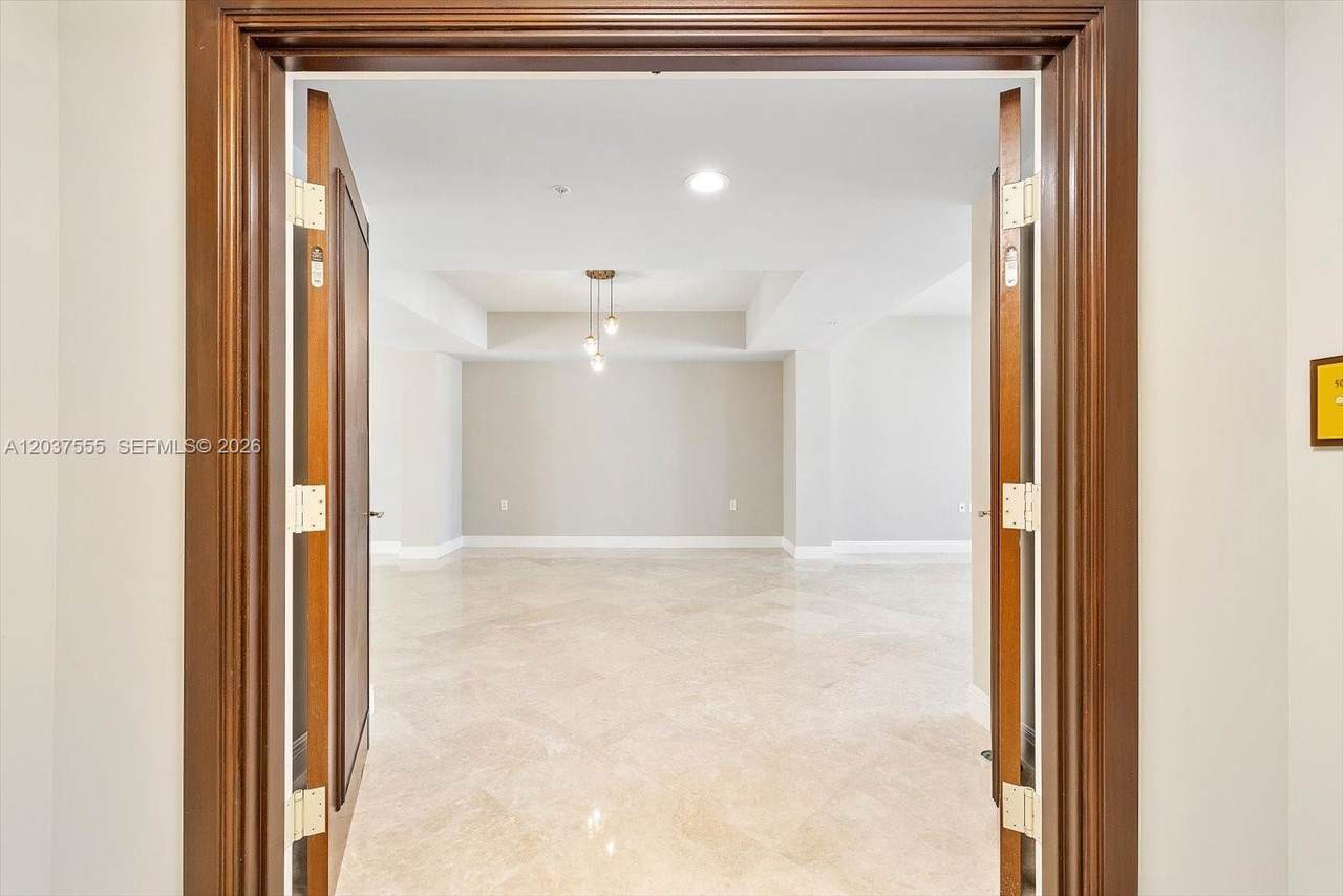 https://bt-photos.global.ssl.fastly.net/miami/1280_boomver_2_A12037555-2.jpg