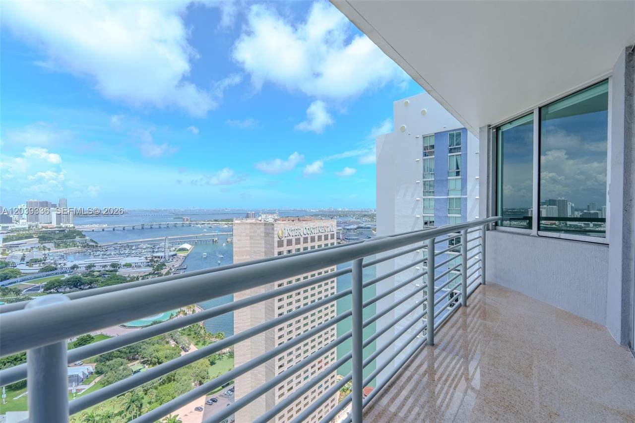 https://bt-photos.global.ssl.fastly.net/miami/1280_boomver_2_A12039336-2.jpg