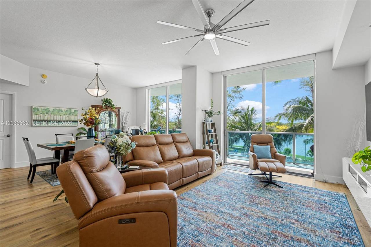 https://bt-photos.global.ssl.fastly.net/miami/1280_boomver_2_A12039632-2.jpg