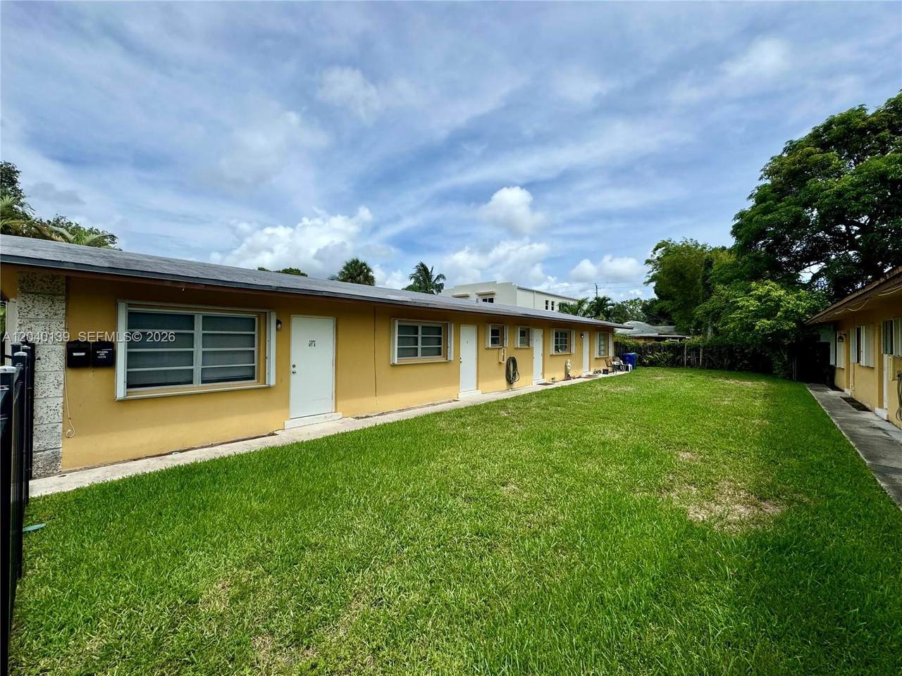 https://bt-photos.global.ssl.fastly.net/miami/1280_boomver_2_A12040139-2.jpg