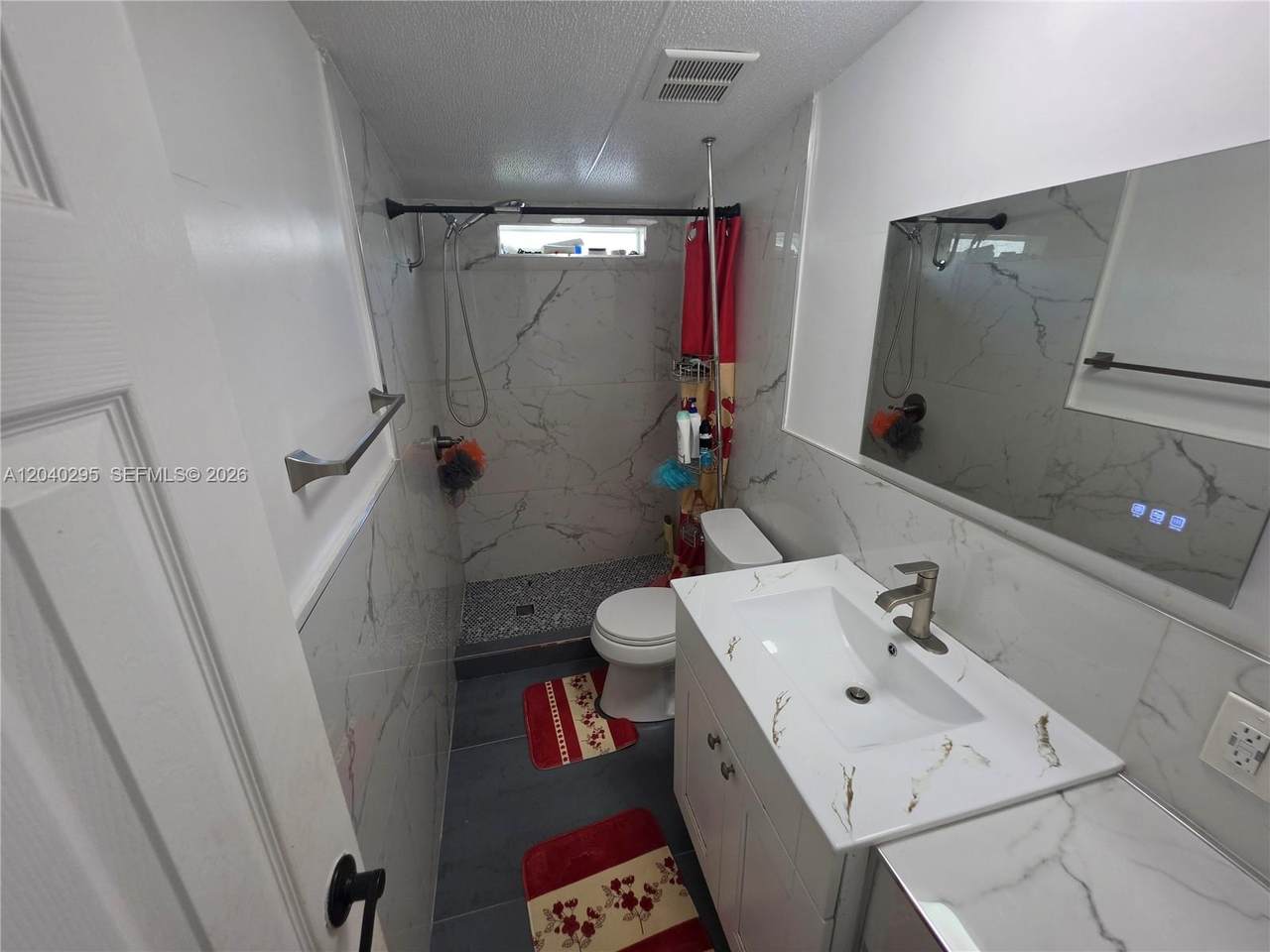 https://bt-photos.global.ssl.fastly.net/miami/1280_boomver_2_A12040295-2.jpg