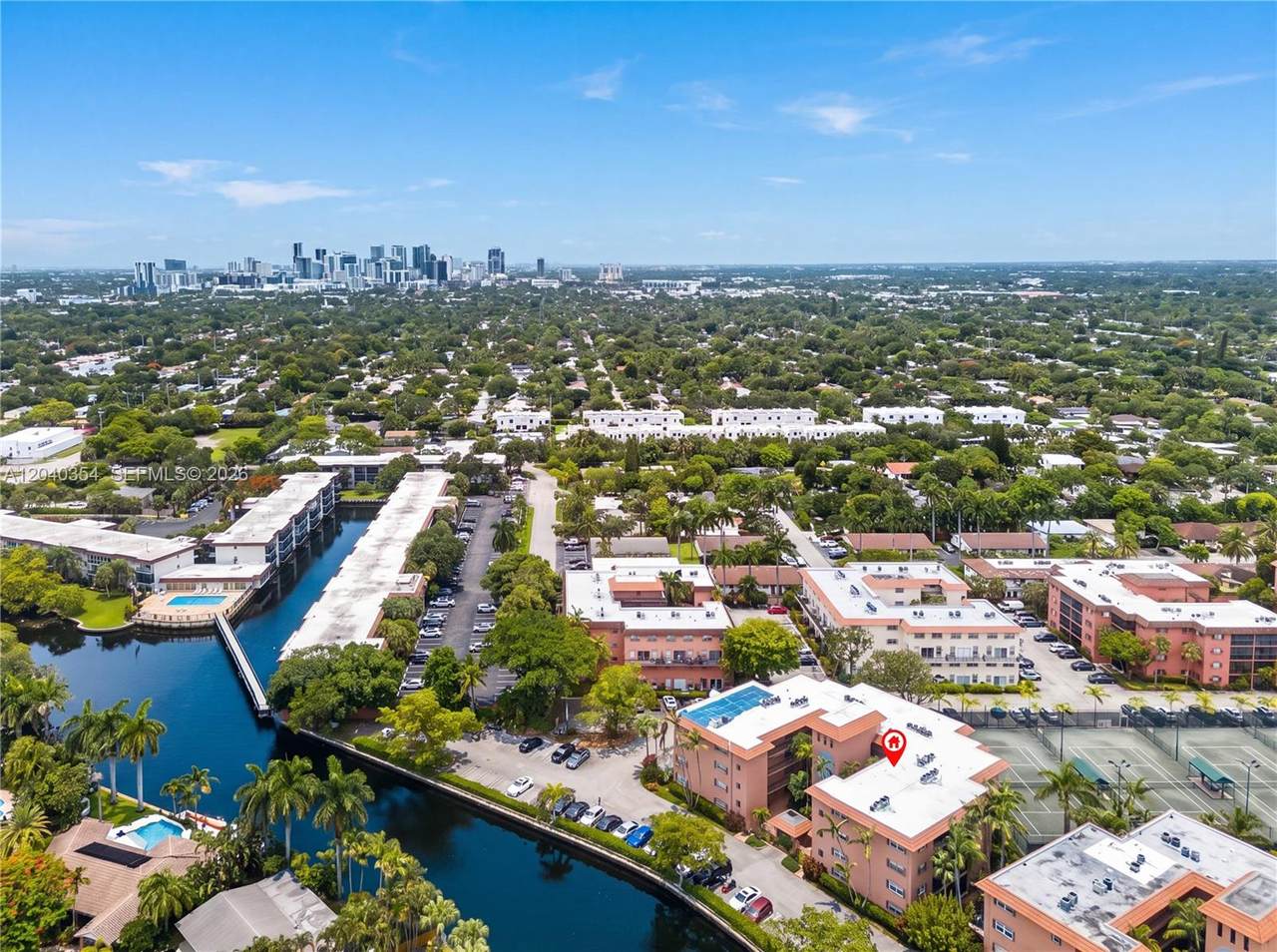 https://bt-photos.global.ssl.fastly.net/miami/1280_boomver_2_A12040354-2.jpg