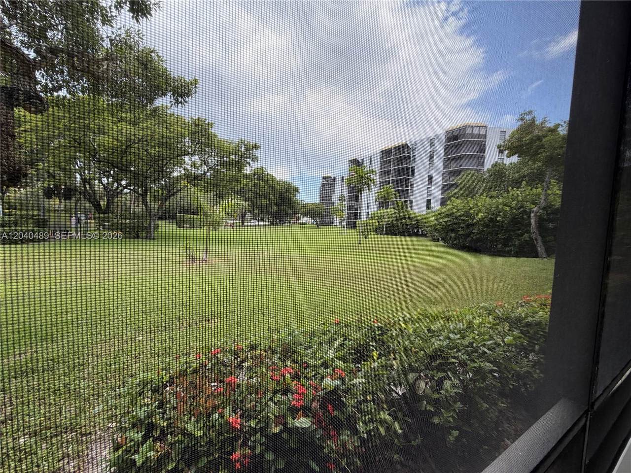 https://bt-photos.global.ssl.fastly.net/miami/1280_boomver_2_A12040489-2.jpg