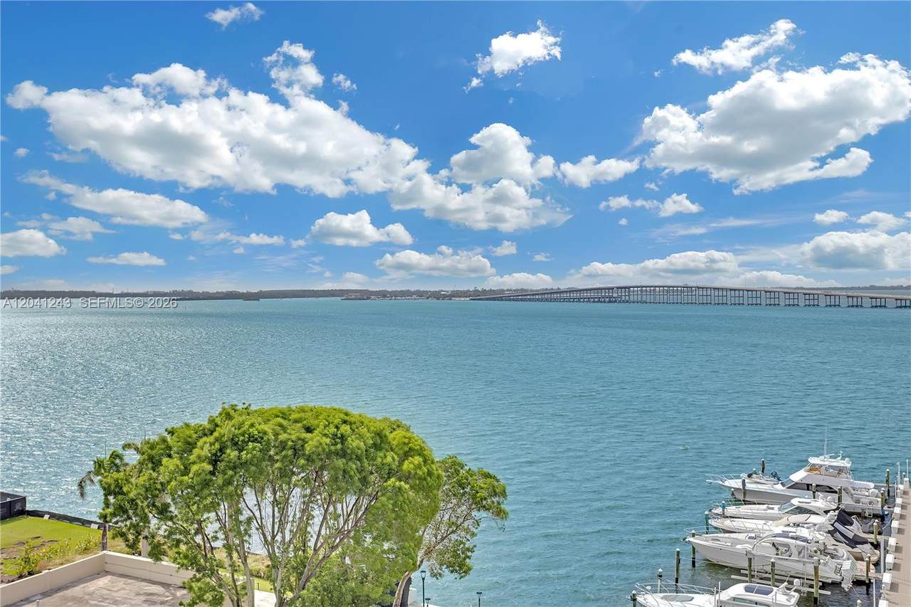 1865 Brickell Ave - Photo 1