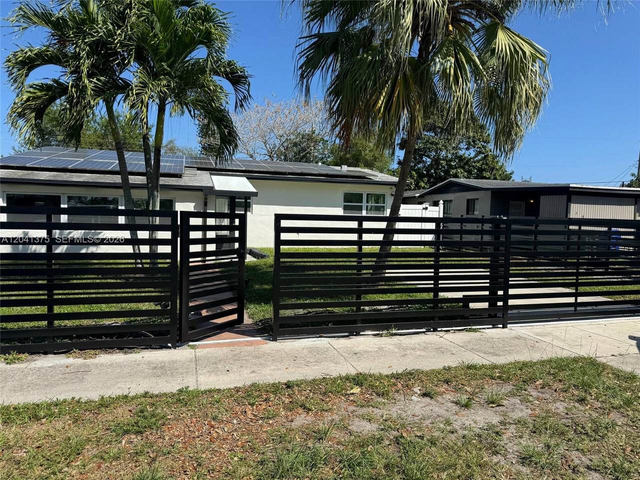https://bt-photos.global.ssl.fastly.net/miami/1280_boomver_3_A12041375-2.jpg