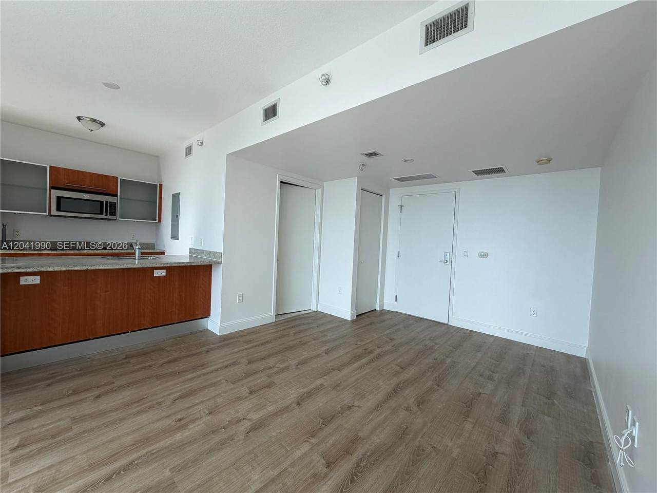https://bt-photos.global.ssl.fastly.net/miami/1280_boomver_2_A12041990-2.jpg