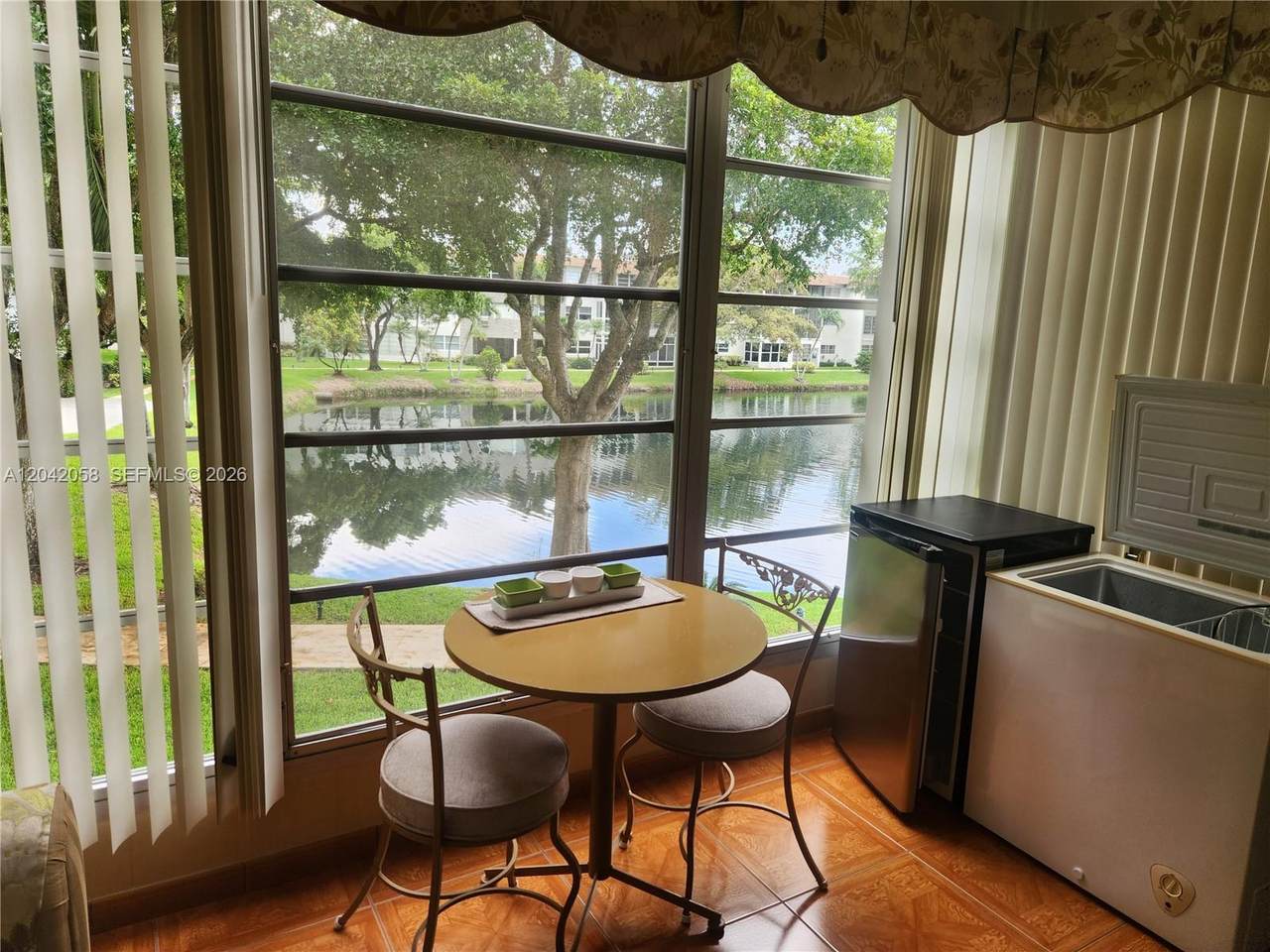 https://bt-photos.global.ssl.fastly.net/miami/1280_boomver_2_A12042058-2.jpg