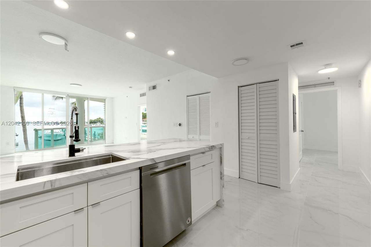 https://bt-photos.global.ssl.fastly.net/miami/1280_boomver_2_A12042100-2.jpg