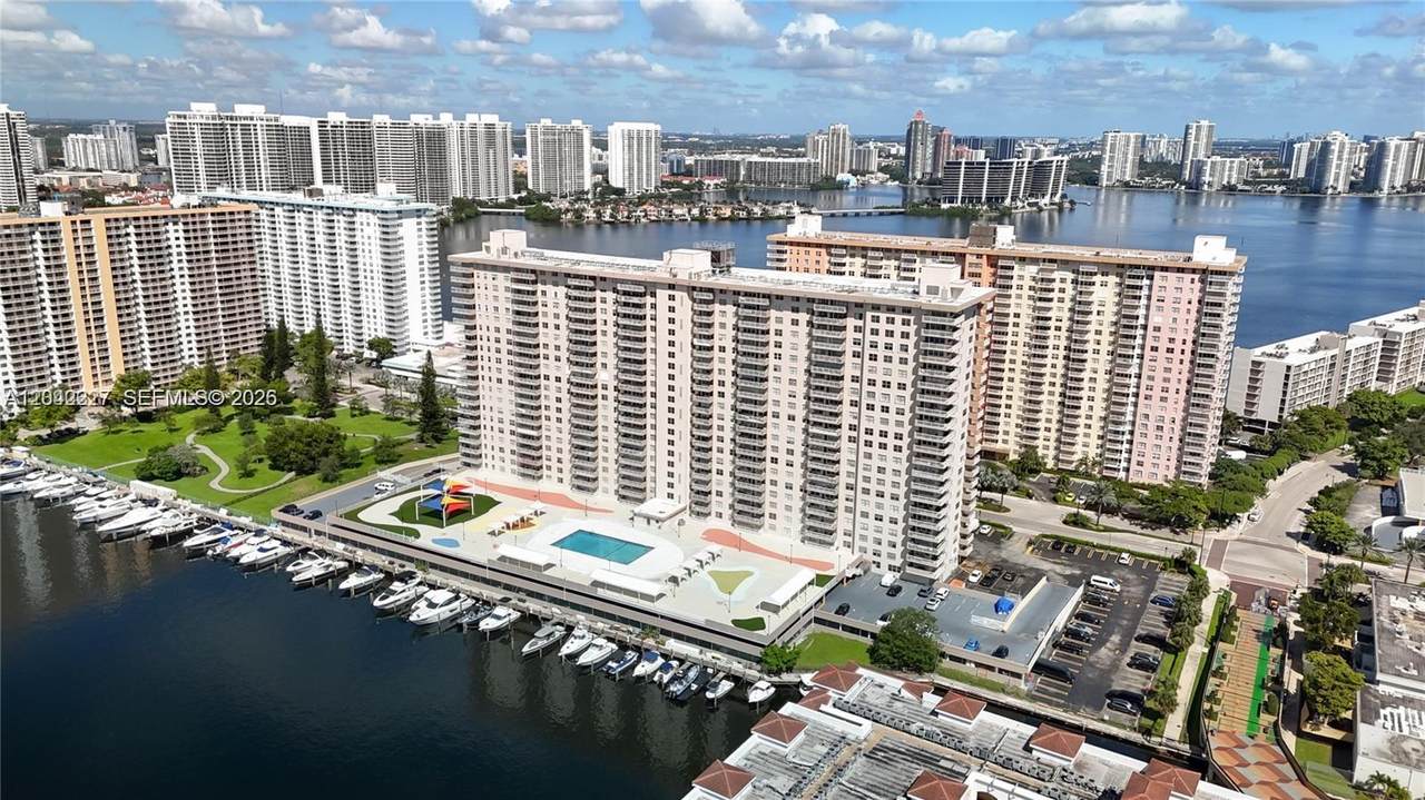https://bt-photos.global.ssl.fastly.net/miami/orig_boomver_2_A12042227-2.jpg