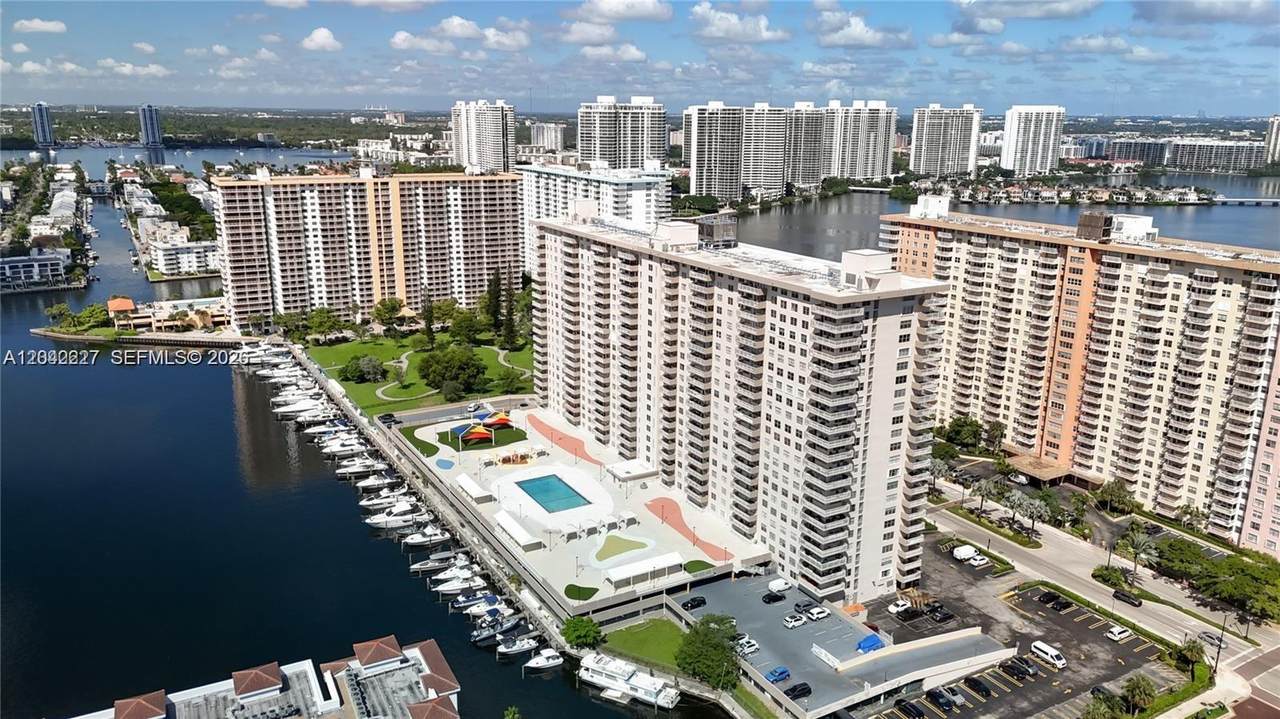 https://bt-photos.global.ssl.fastly.net/miami/orig_boomver_2_A12042227-2.jpg