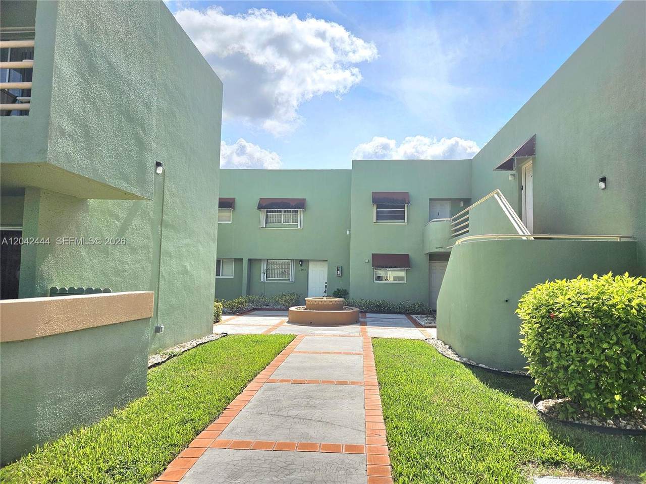 https://bt-photos.global.ssl.fastly.net/miami/1280_boomver_2_A12042444-2.jpg