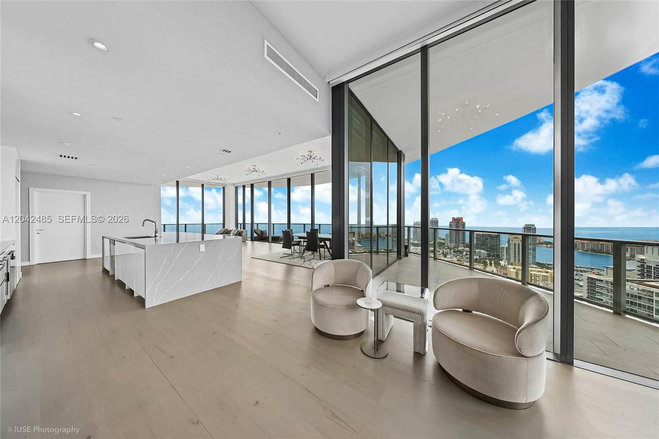 https://bt-photos.global.ssl.fastly.net/miami/1280_boomver_2_A12042485-2.jpg