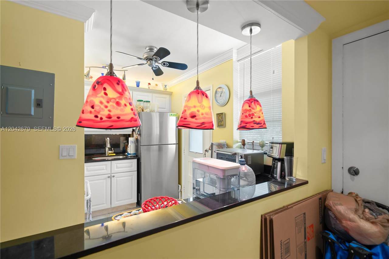2851 Leonard Dr - Photo 1