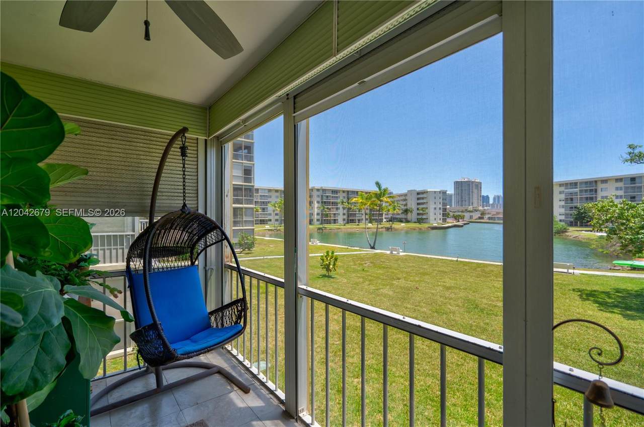 https://bt-photos.global.ssl.fastly.net/miami/1280_boomver_1_A12042679-2.jpg