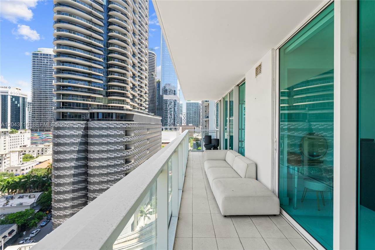 https://bt-photos.global.ssl.fastly.net/miami/1280_boomver_2_A12043110-2.jpg