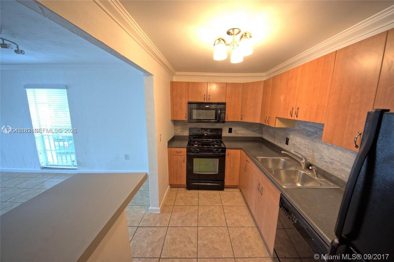 6900 Kendall Dr - Photo 1