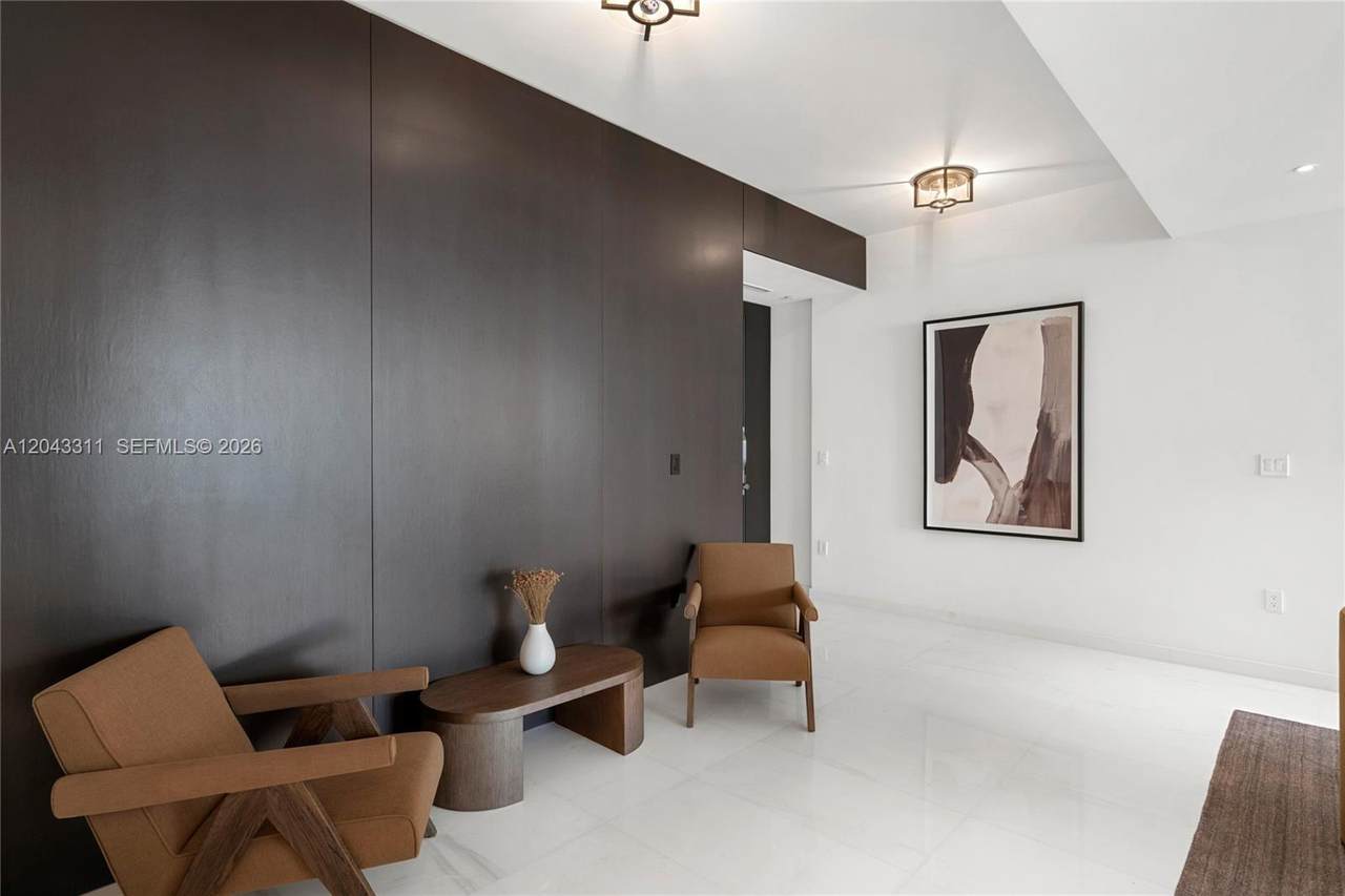 300 Biscayne Boulevard Way - Photo 1