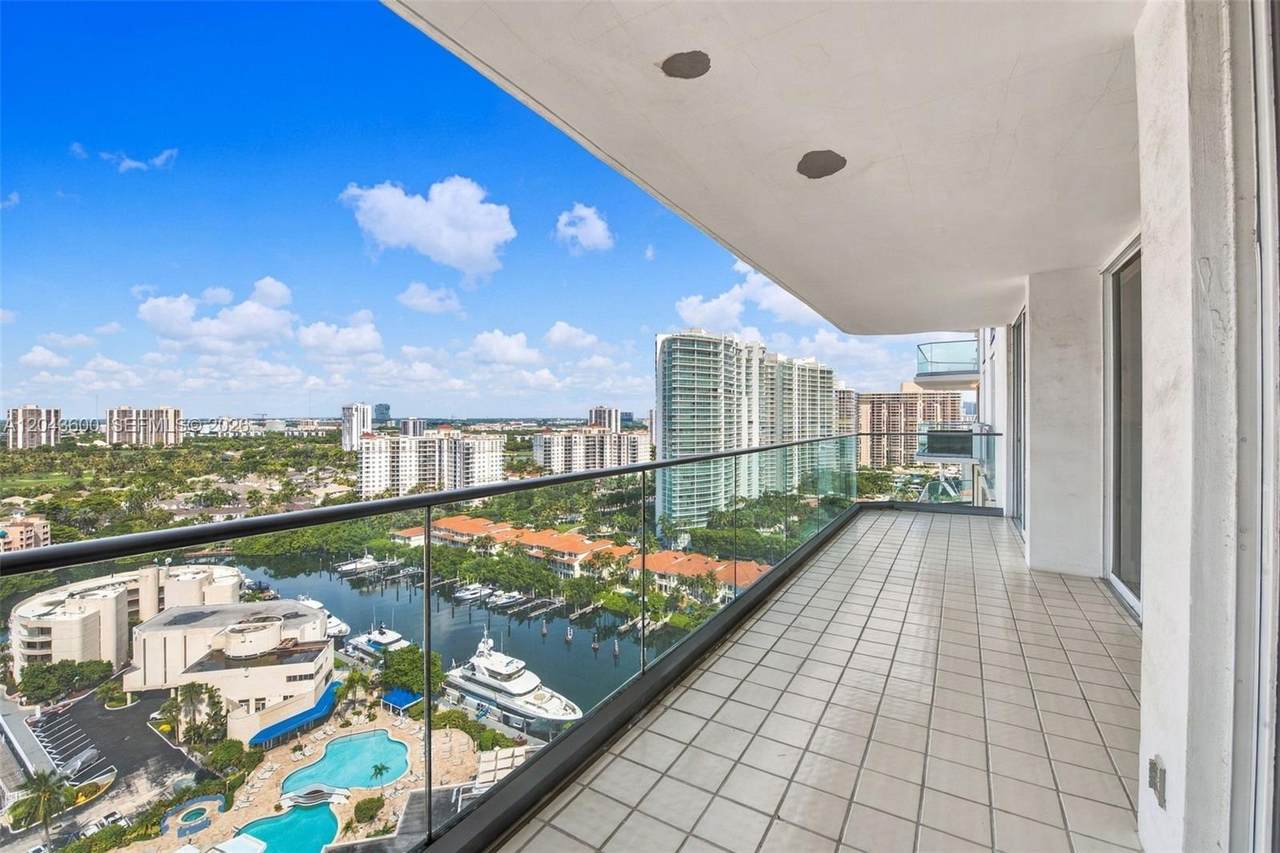 https://bt-photos.global.ssl.fastly.net/miami/1280_boomver_2_A12043600-2.jpg