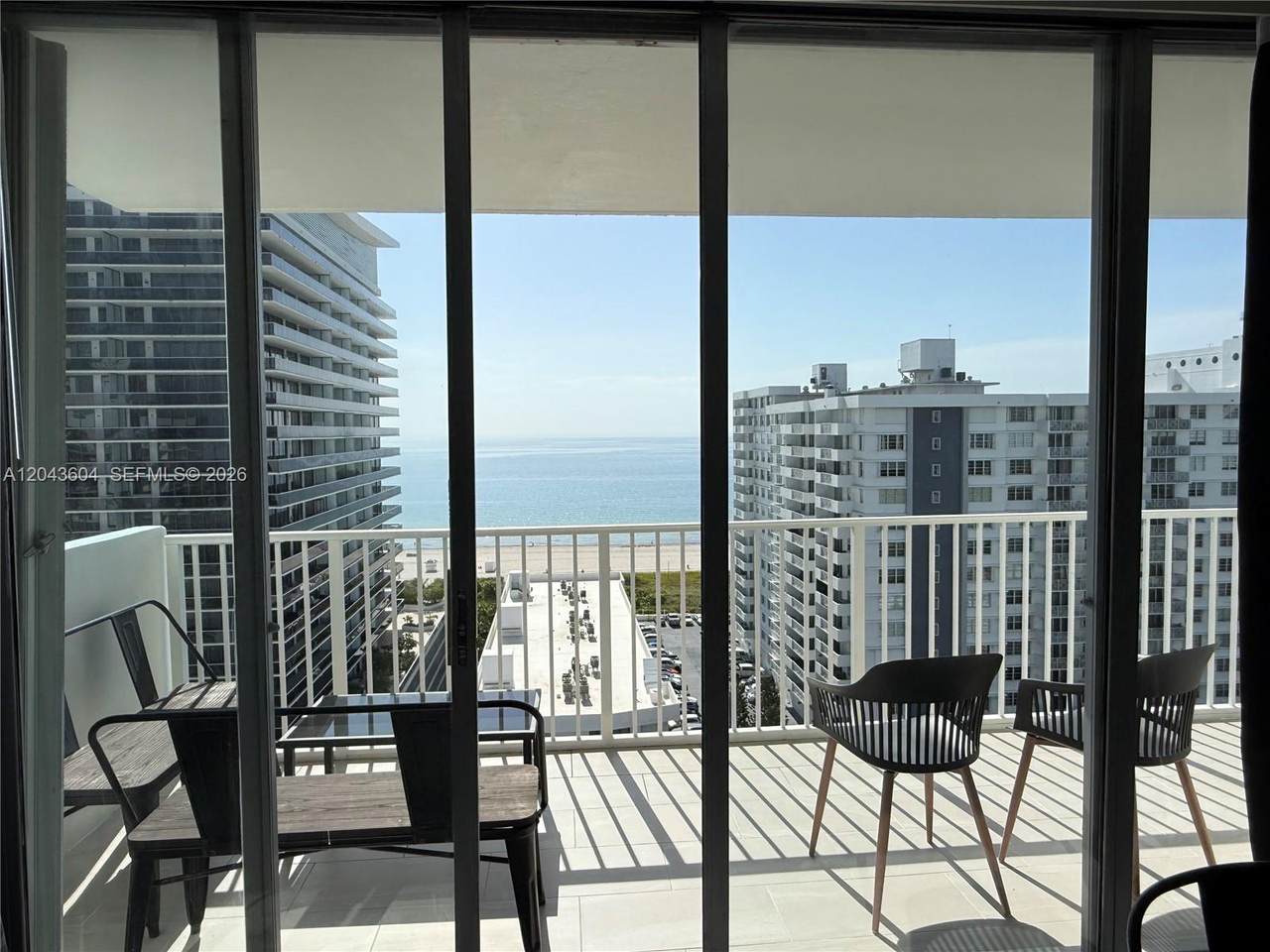 https://bt-photos.global.ssl.fastly.net/miami/1280_boomver_2_A12043604-2.jpg