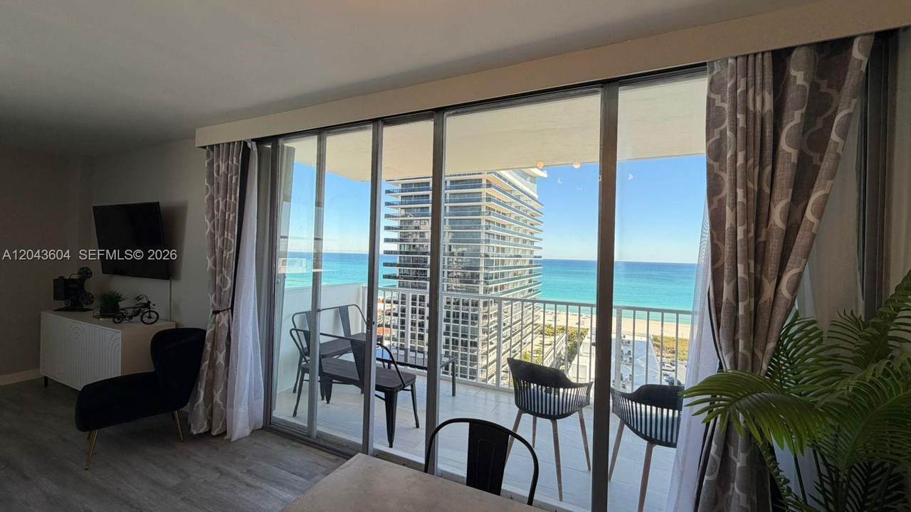 https://bt-photos.global.ssl.fastly.net/miami/1280_boomver_2_A12043604-2.jpg