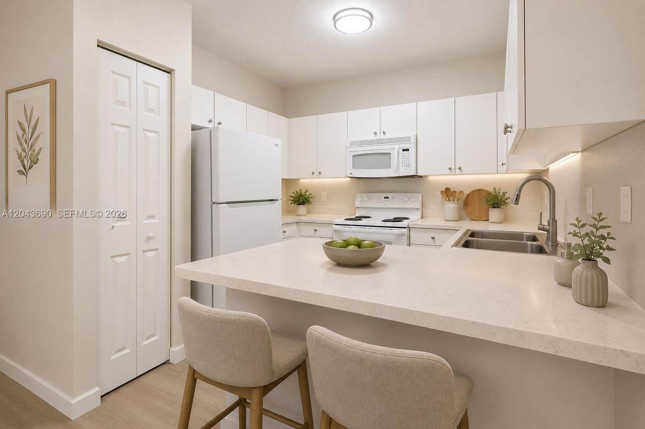 2728 3rd Ct - Photo 1