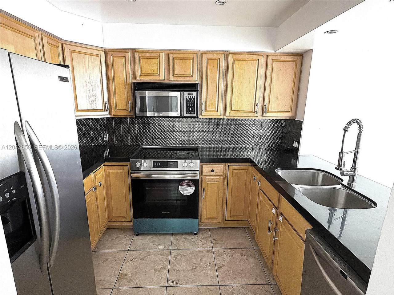 20335 Country Club Dr - Photo 1
