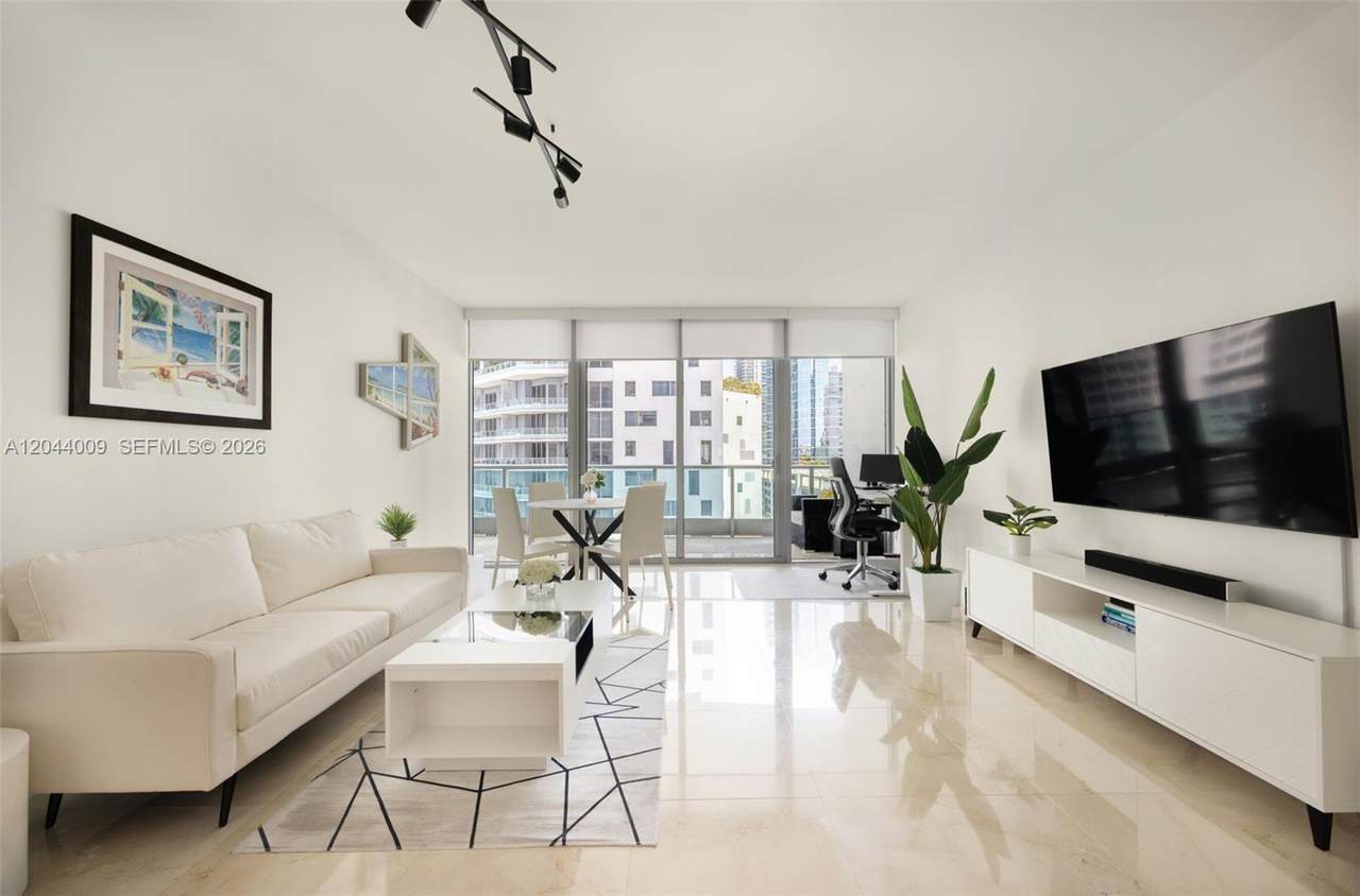https://bt-photos.global.ssl.fastly.net/miami/1280_boomver_2_A12044009-2.jpg