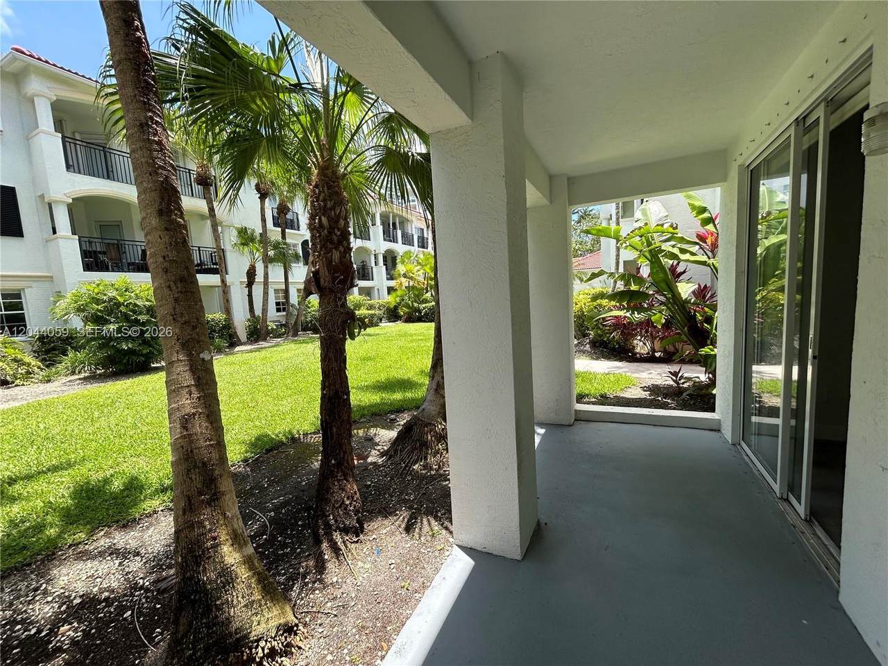 https://bt-photos.global.ssl.fastly.net/miami/1280_boomver_2_A12044059-2.jpg