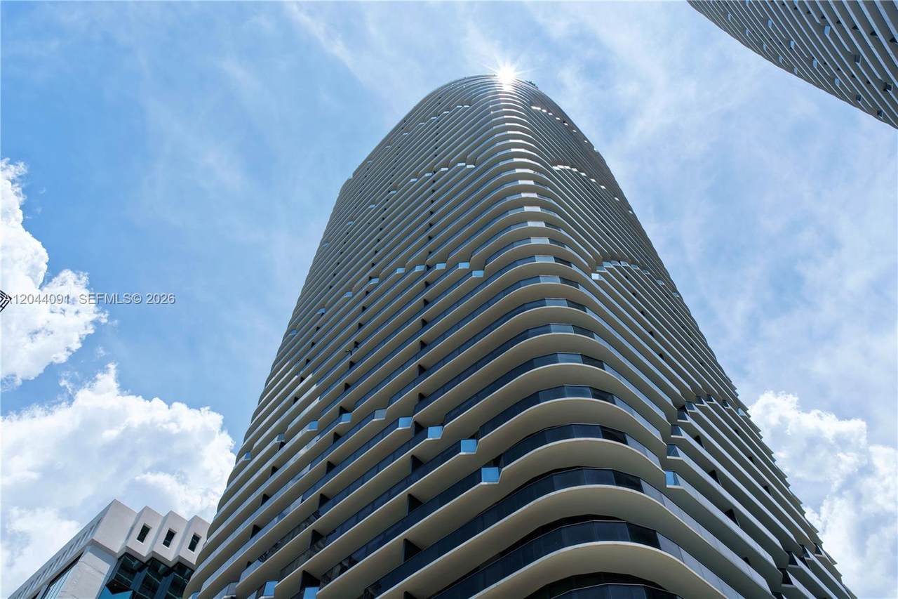 55 9th St - Photo 1