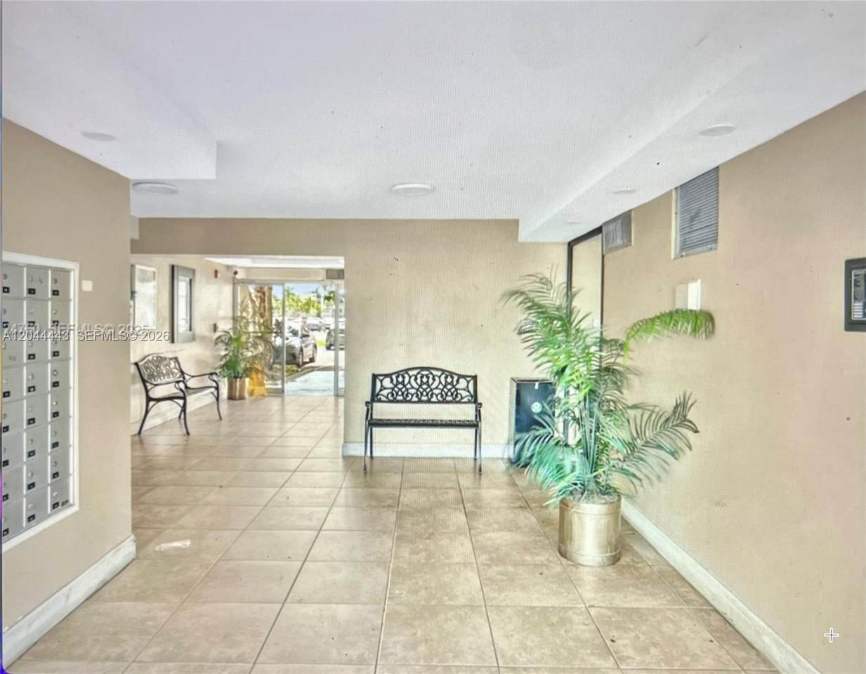 https://bt-photos.global.ssl.fastly.net/miami/orig_boomver_2_A12044443-2.jpg