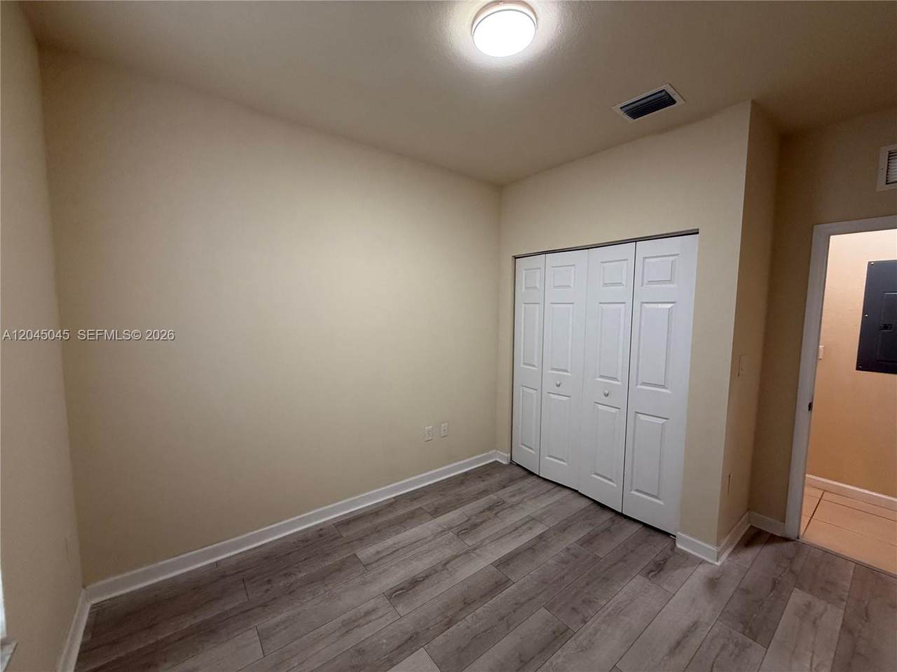 https://bt-photos.global.ssl.fastly.net/miami/1280_boomver_2_A12045045-2.jpg