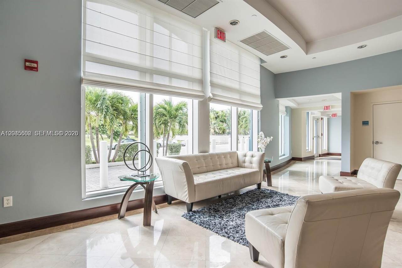 https://bt-photos.global.ssl.fastly.net/miami/1280_boomver_2_A12045602-2.jpg