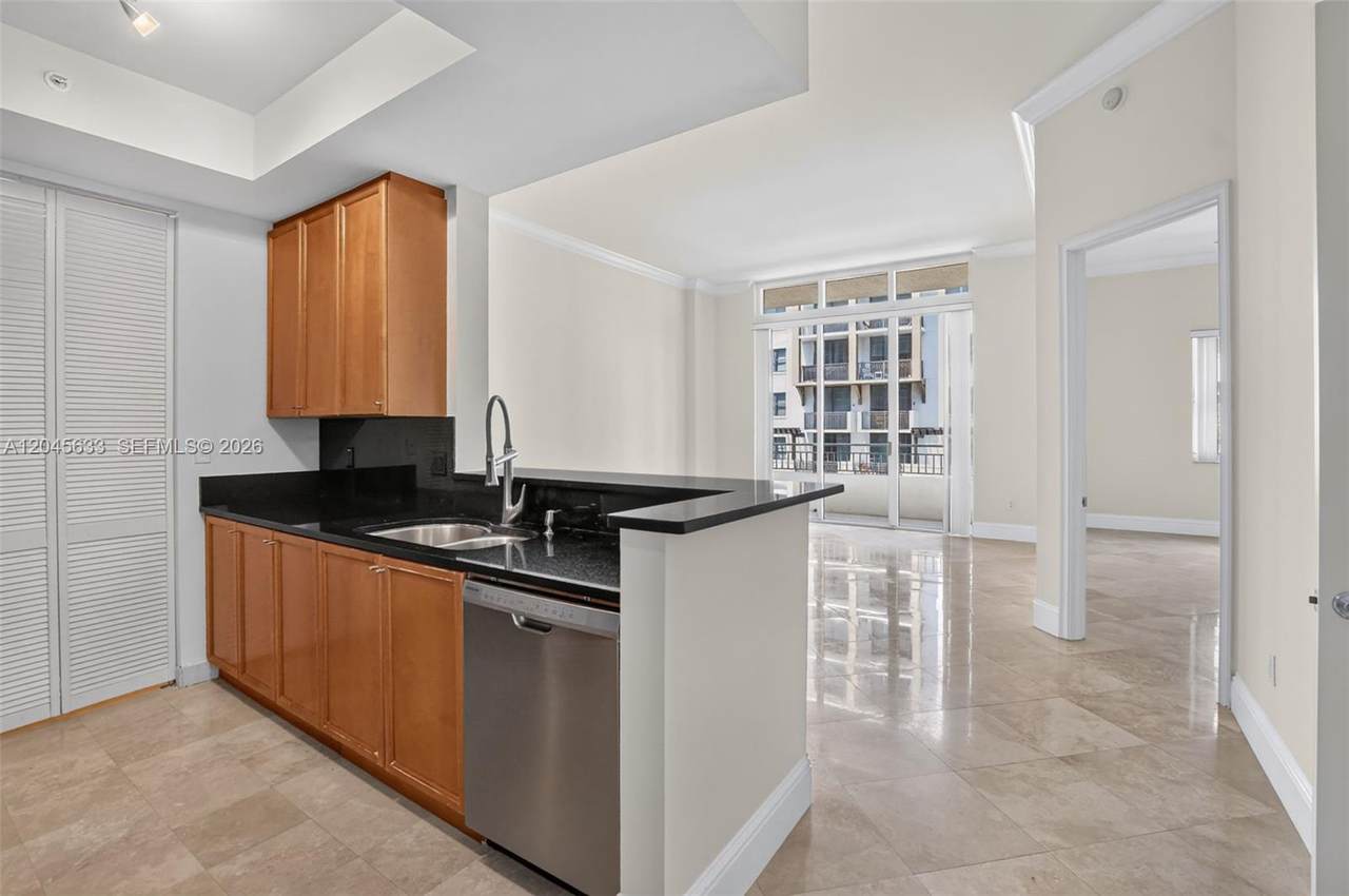 99 Mizner Blvd - Photo 1