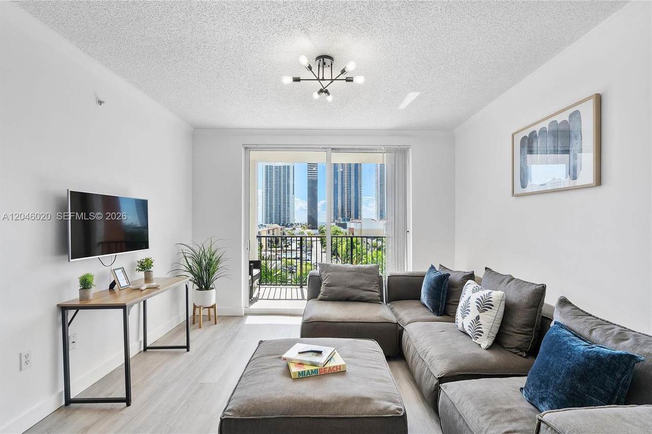 17100 Bay Rd - Photo 1