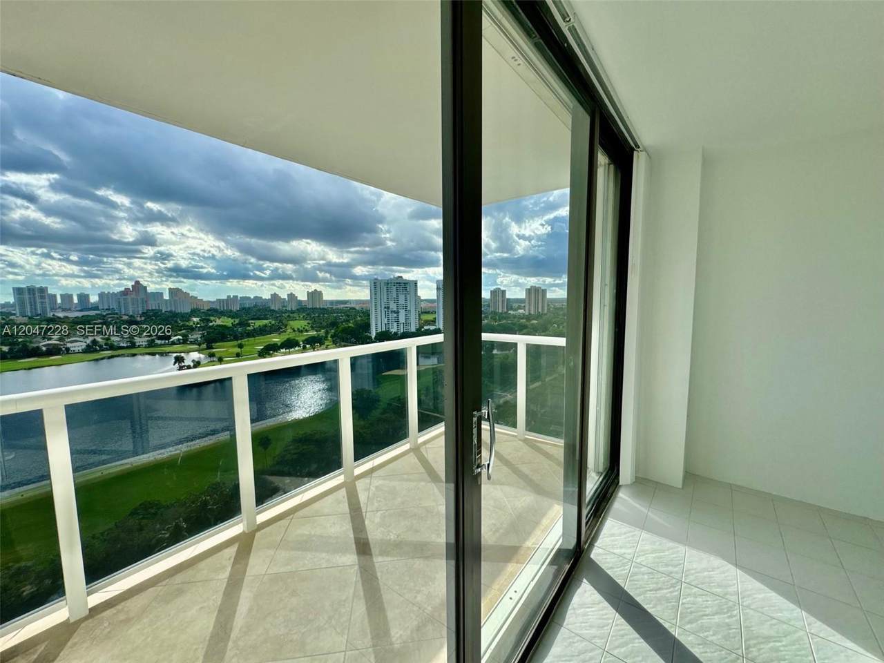 https://bt-photos.global.ssl.fastly.net/miami/1280_boomver_2_A12047228-2.jpg