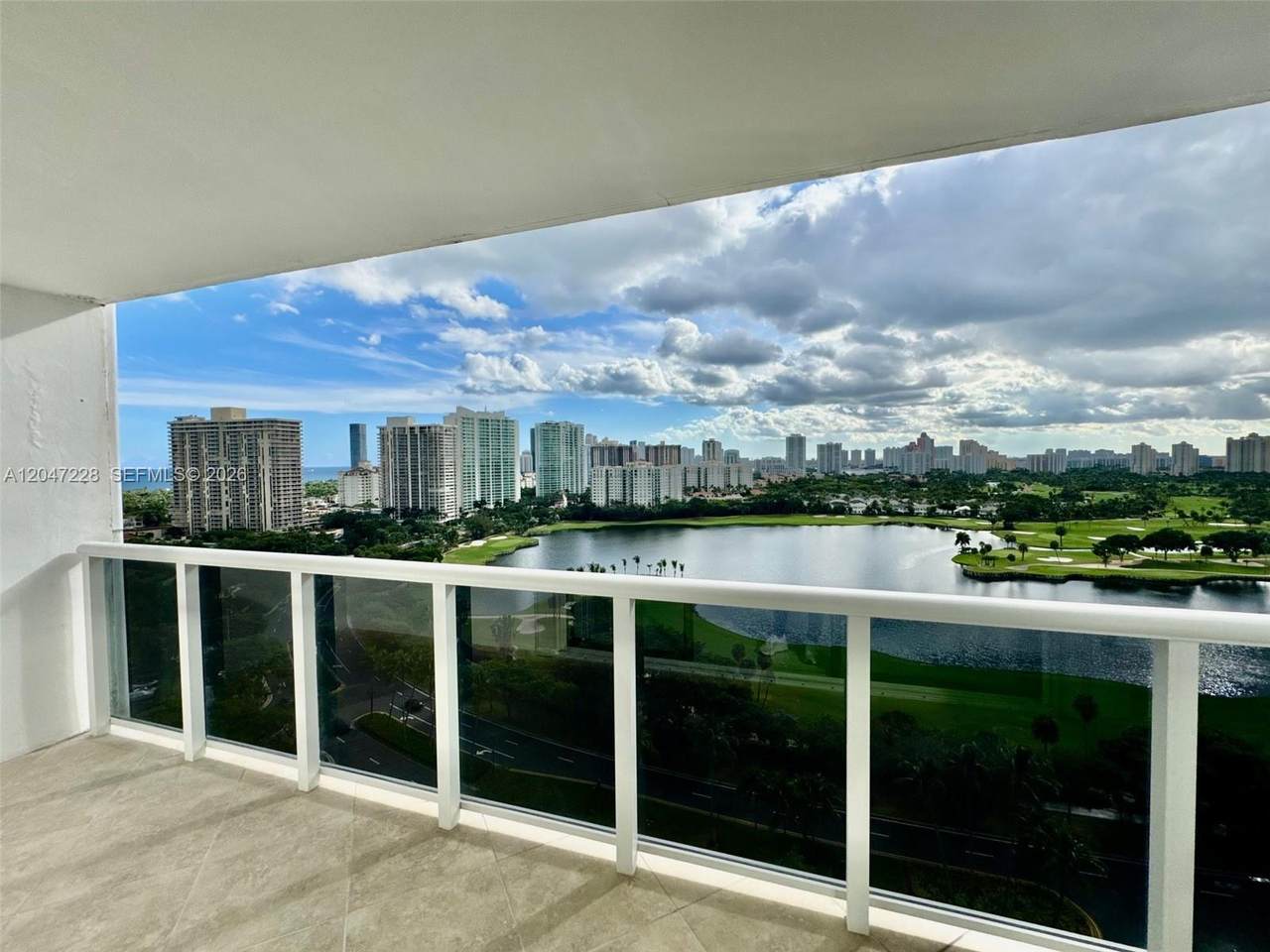 https://bt-photos.global.ssl.fastly.net/miami/1280_boomver_2_A12047228-2.jpg