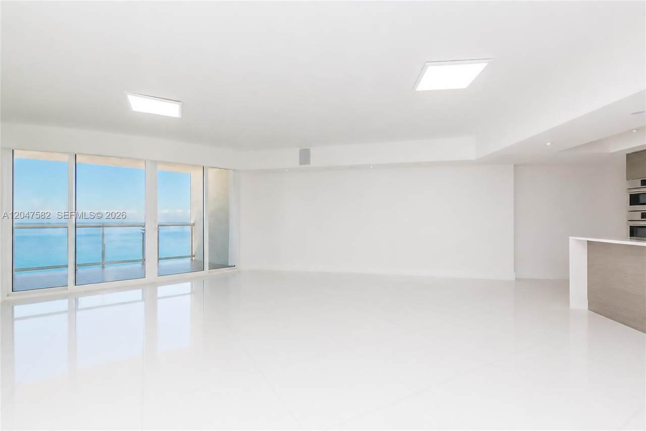 17201 Collins Ave - Photo 1