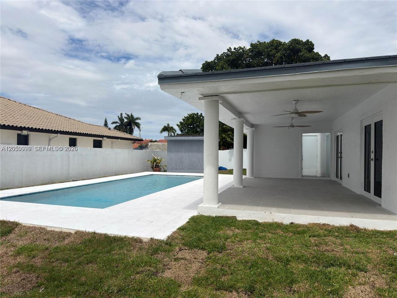 https://bt-photos.global.ssl.fastly.net/miami/1280_boomver_2_A12050996-2.jpg
