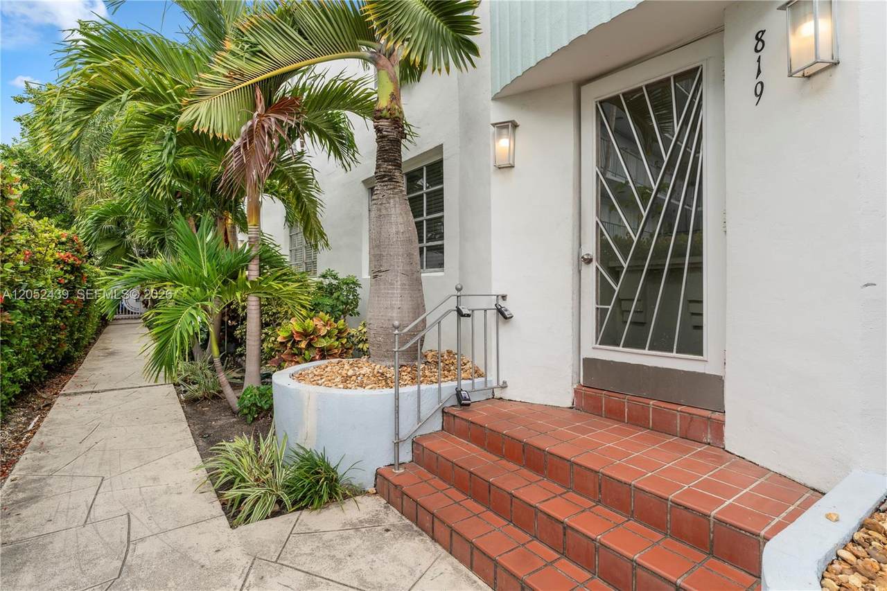 819 Meridian Ave - Photo 1