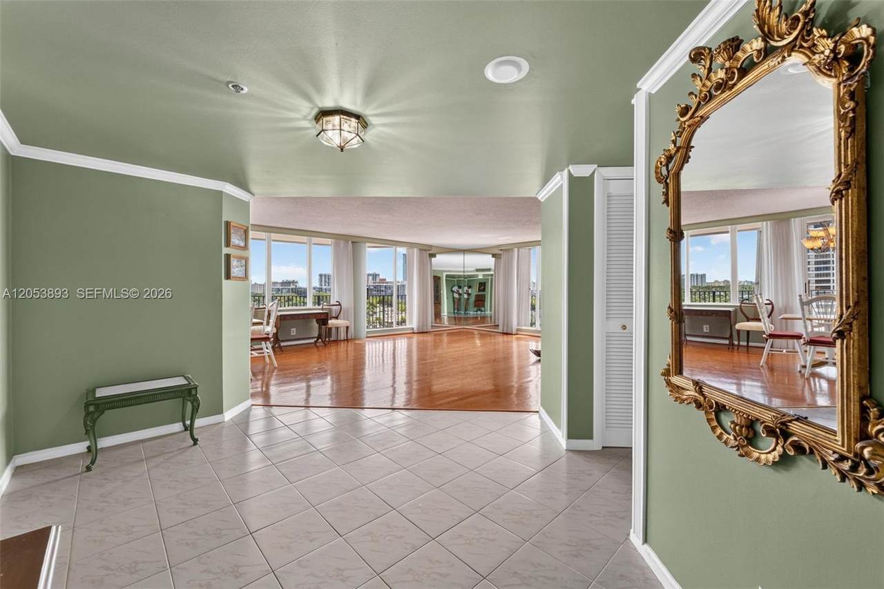 https://bt-photos.global.ssl.fastly.net/miami/1280_boomver_2_A12053893-2.jpg
