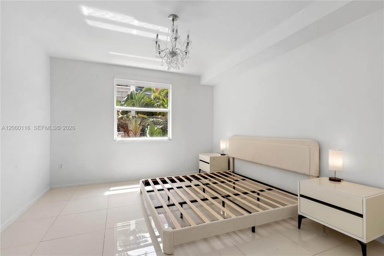 https://bt-photos.global.ssl.fastly.net/miami/1280_boomver_2_A12060116-2.jpg