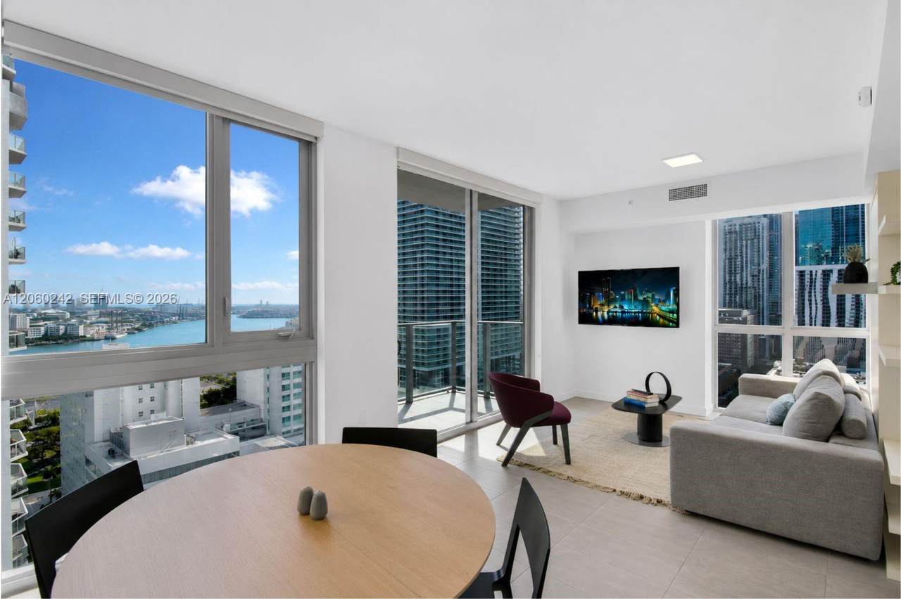https://bt-photos.global.ssl.fastly.net/miami/1280_boomver_2_A12060242-2.jpg