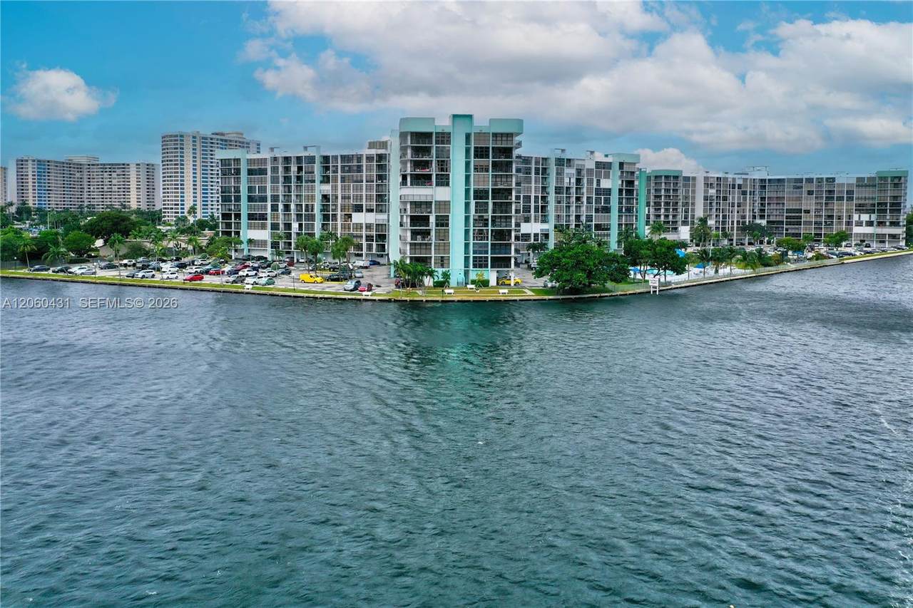 https://bt-photos.global.ssl.fastly.net/miami/1280_boomver_2_A12060431-2.jpg
