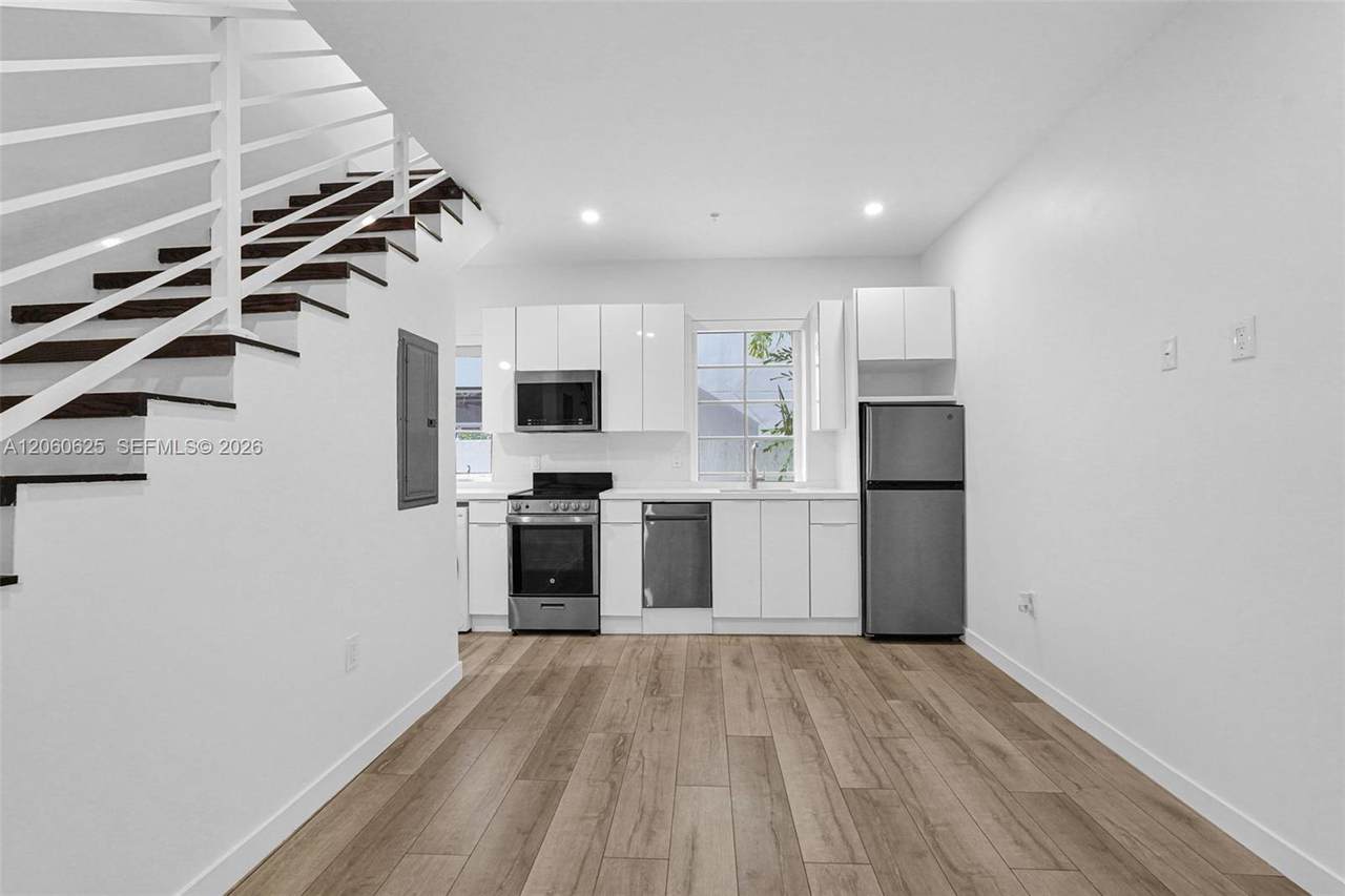 1610 Euclid Ave - Photo 1