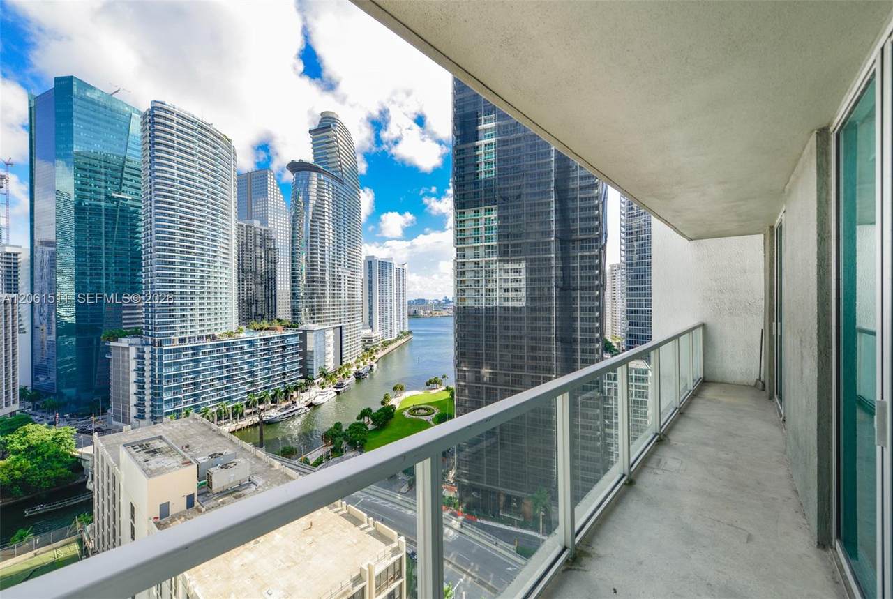 500 Brickell Ave - Photo 1